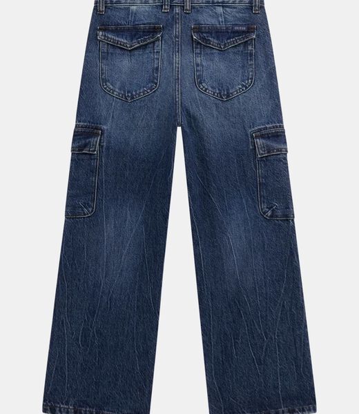 بنطال جينز واسع الساق