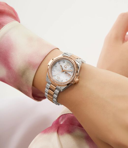 Gc Sportchic Women S 507 Mvmt White Dail 10 Amt Silver Rose Gold Stainless Steel Brct