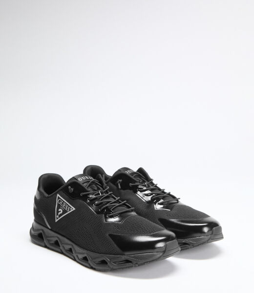 Ease logo running shoes - Guess UAE