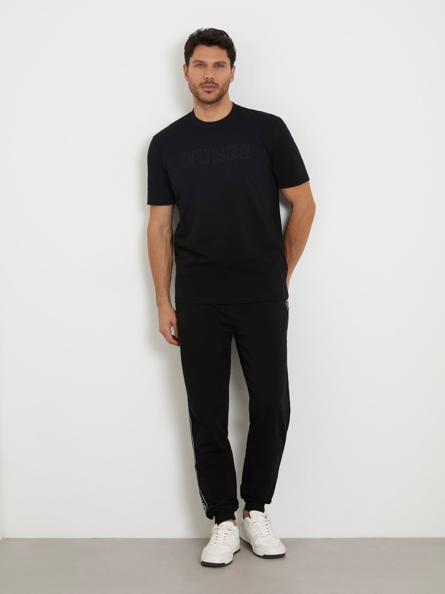 Guess black t shirt men cheap