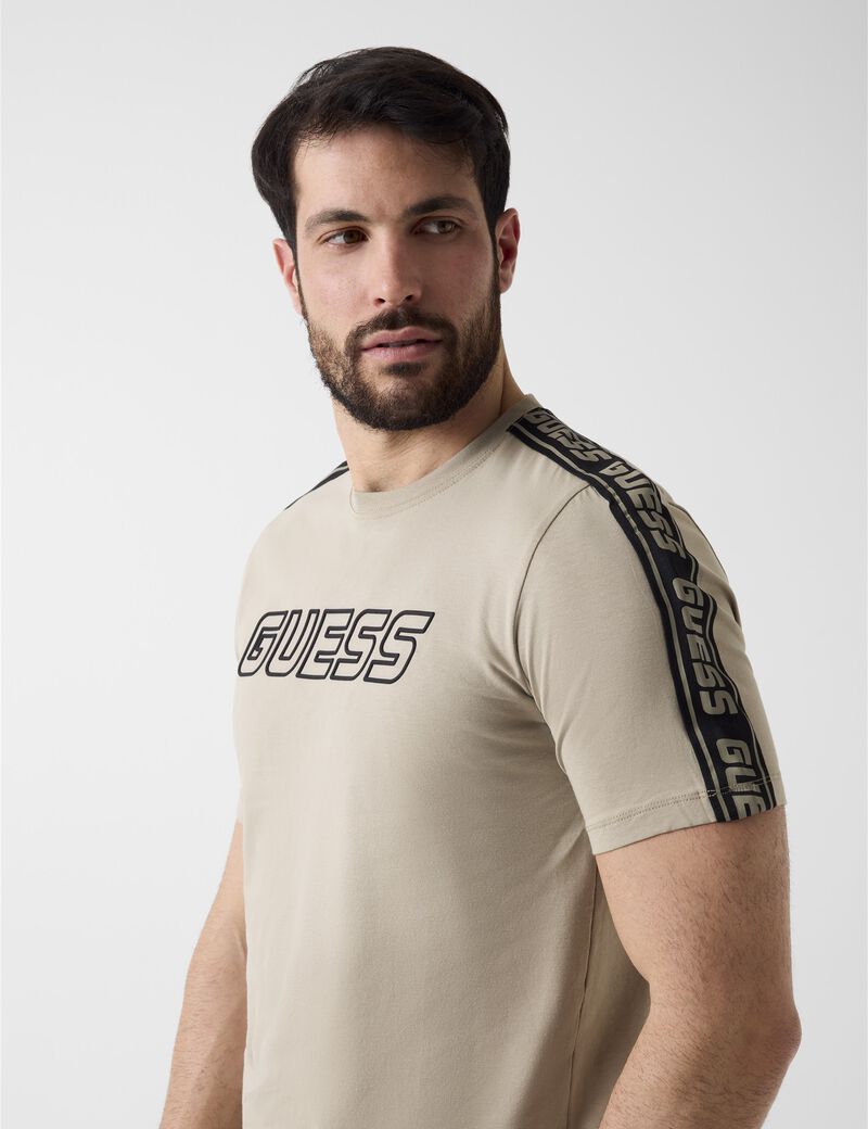 Front logo stretch tshirt