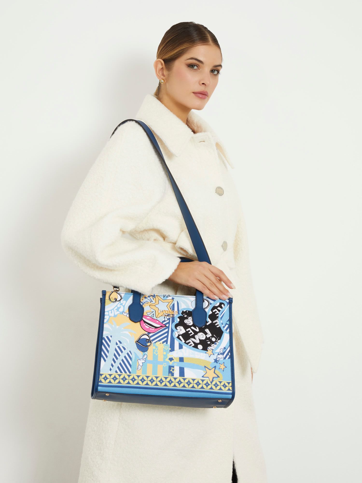 Beach clearance bag guess