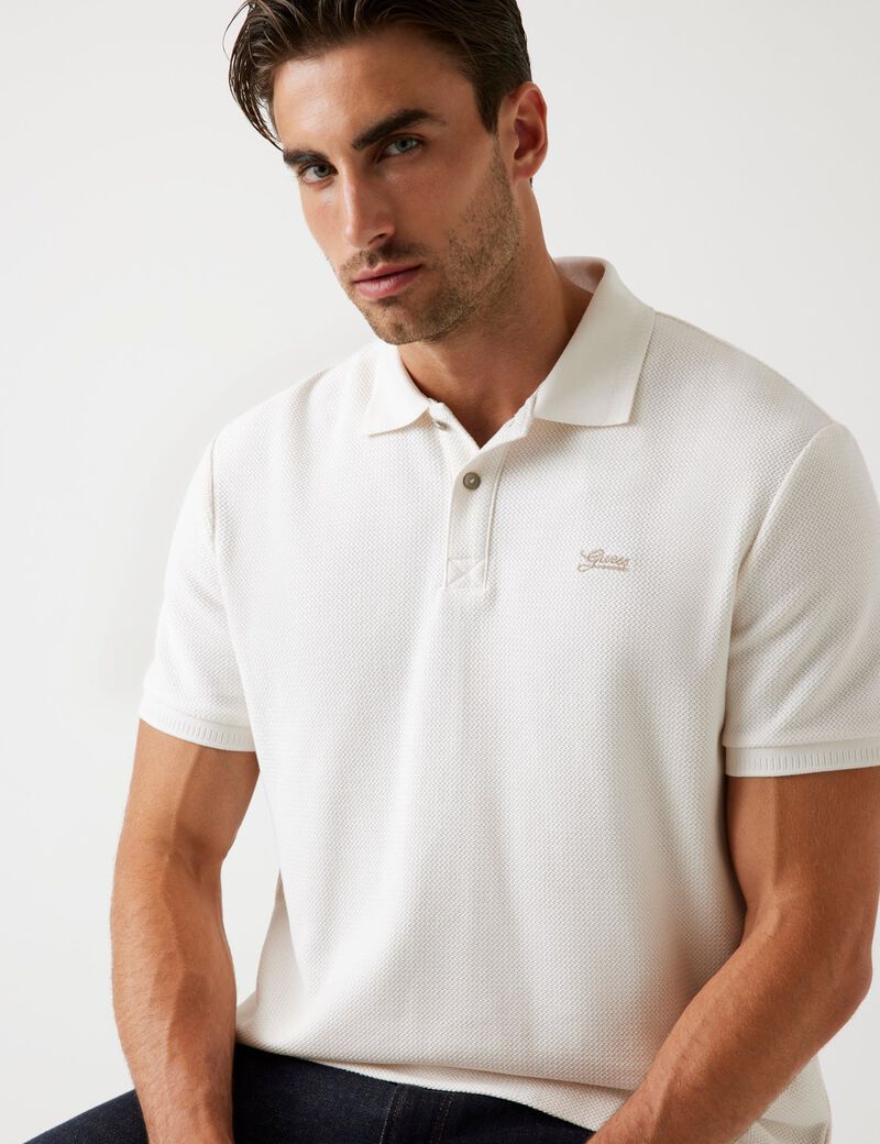 Polo shirt with logo