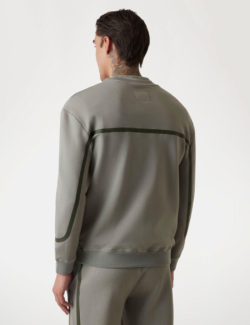 سويت شيرت فالكور