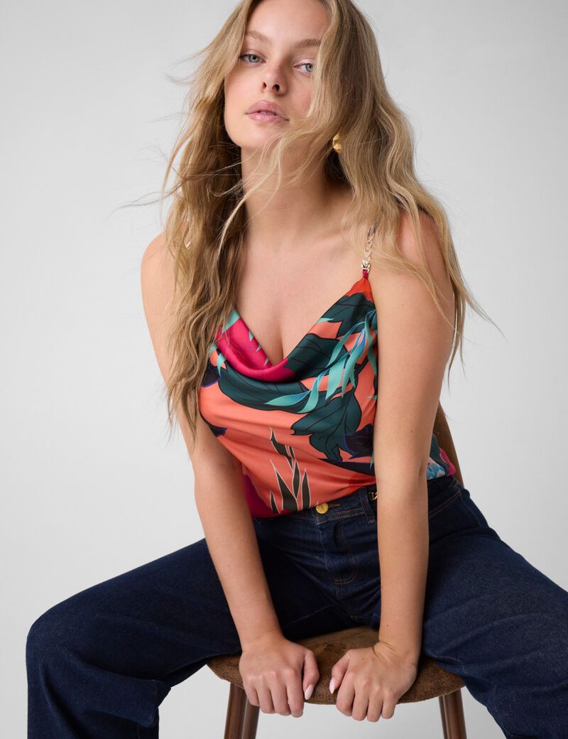 Sleeveless top with logo print