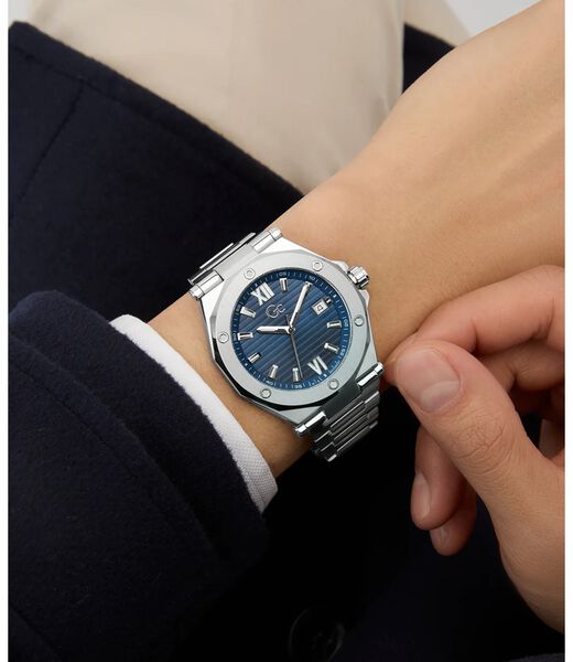 Gc Legacy sleek metal watch