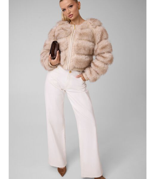 جيس marciano faux fur