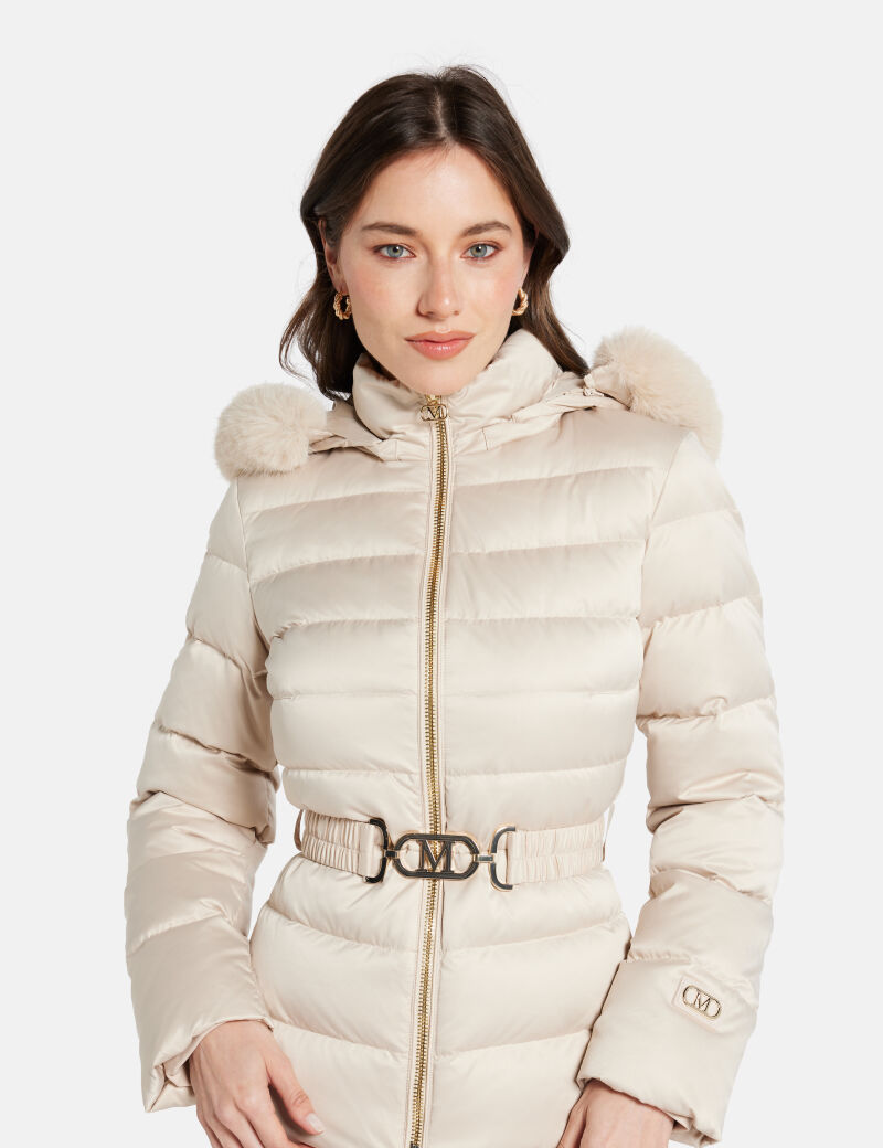 سترة جاستن داون القصيرة