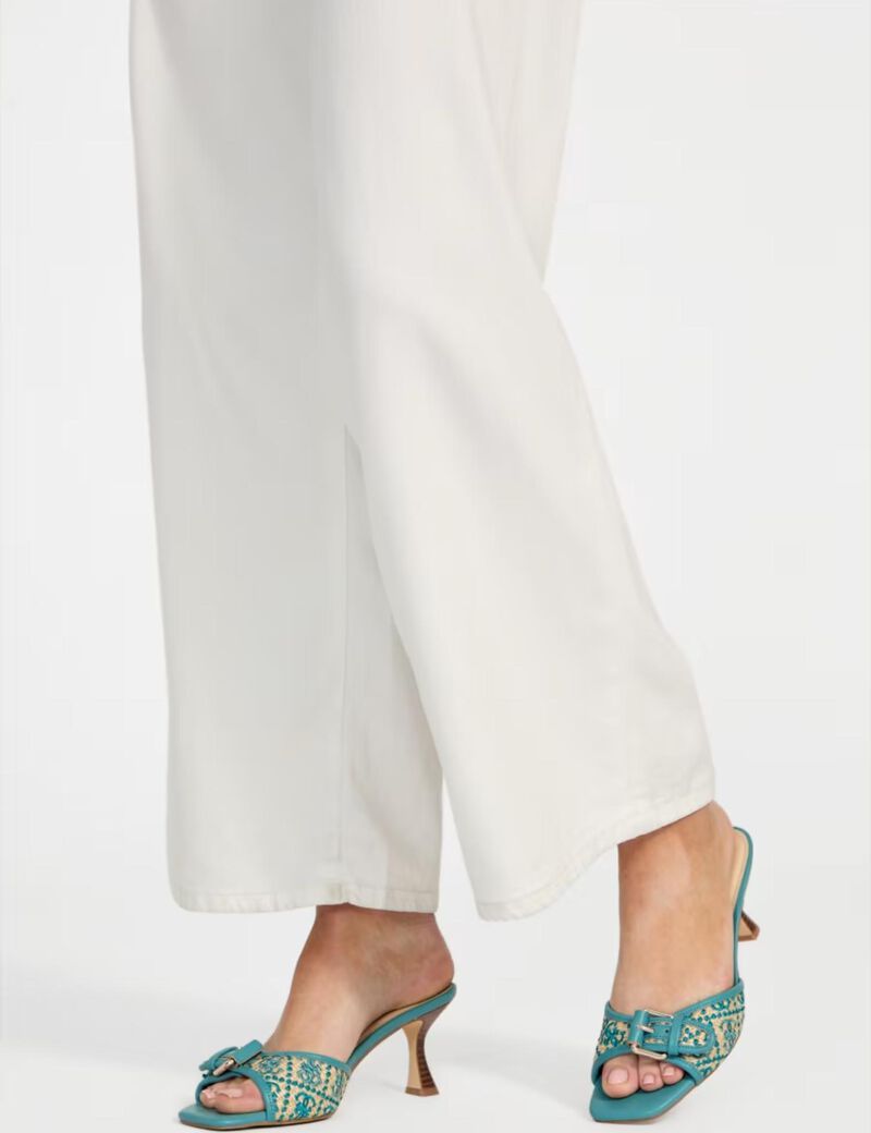 Dista Buckled Logo Kitten Heels