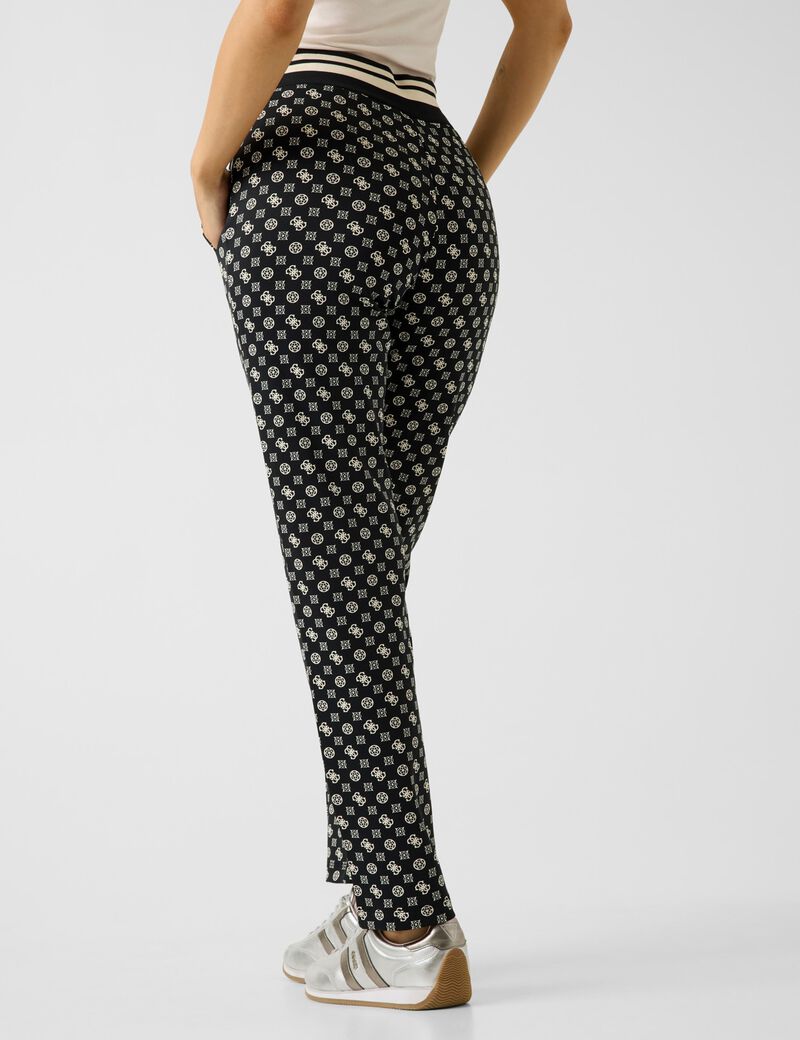 guess scuba logo sweatpants