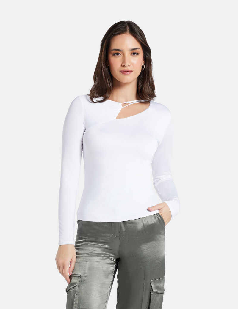 بلوزة جوانا غير متماثلة