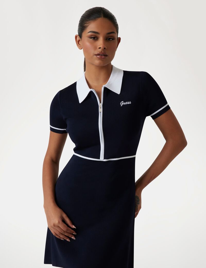 فستان سويت شيرت قصير بقصّة واسعة من الأسفل