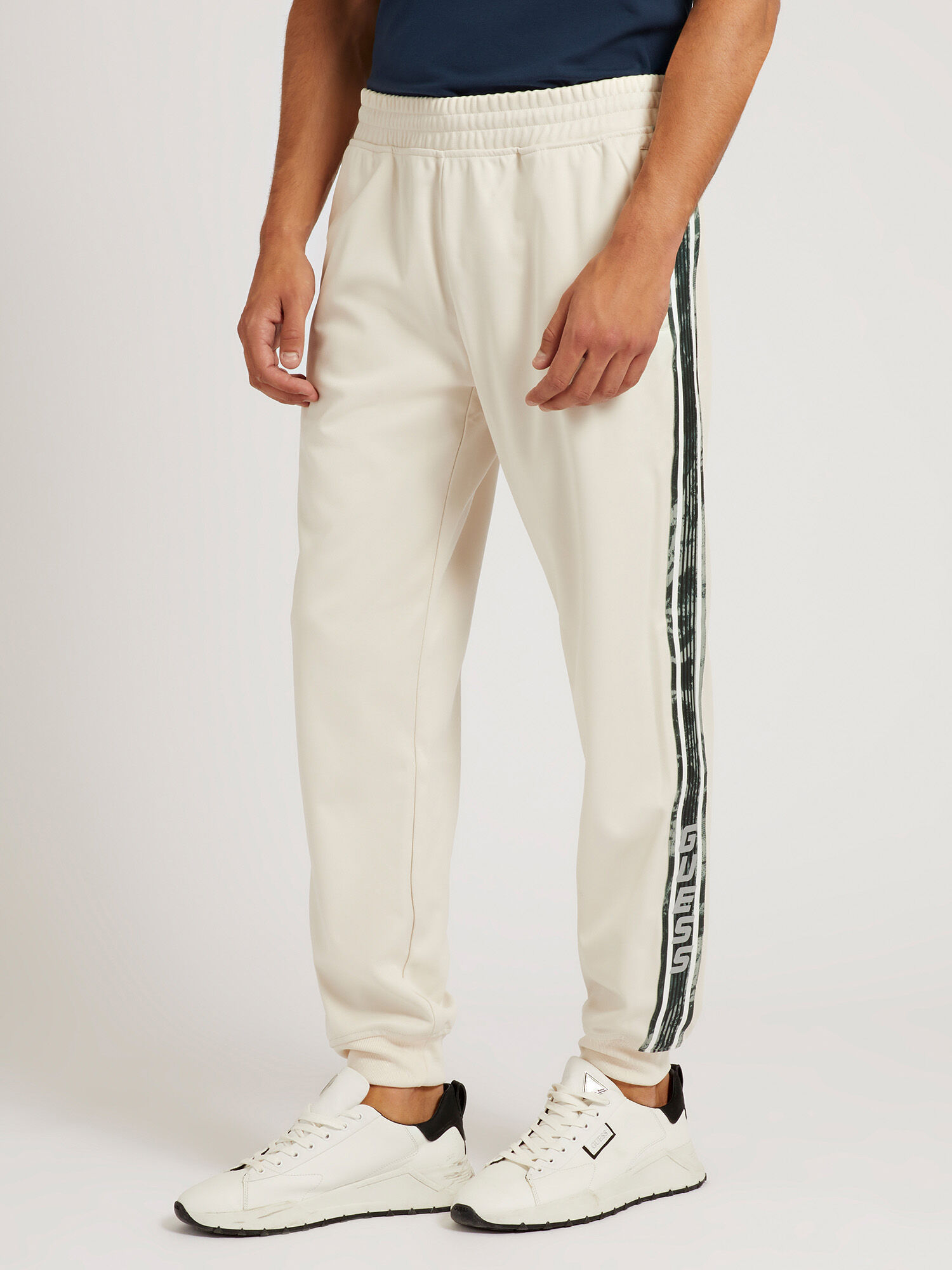 Tape joggers shop