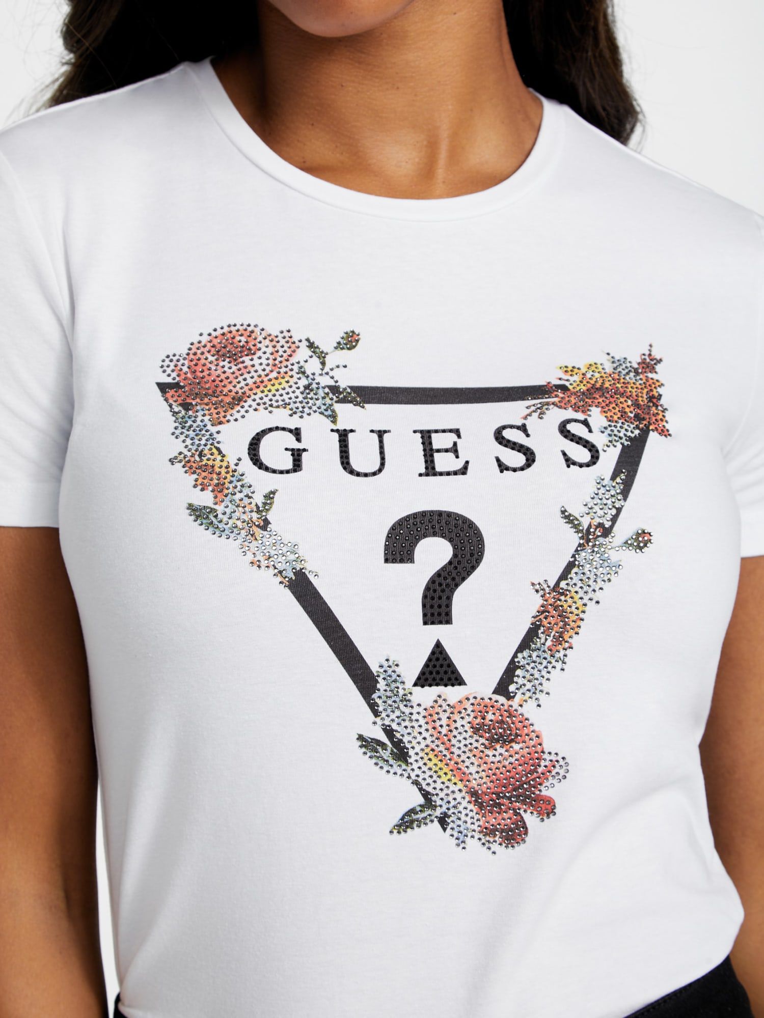 Shop GUESS Online Logo T shirt