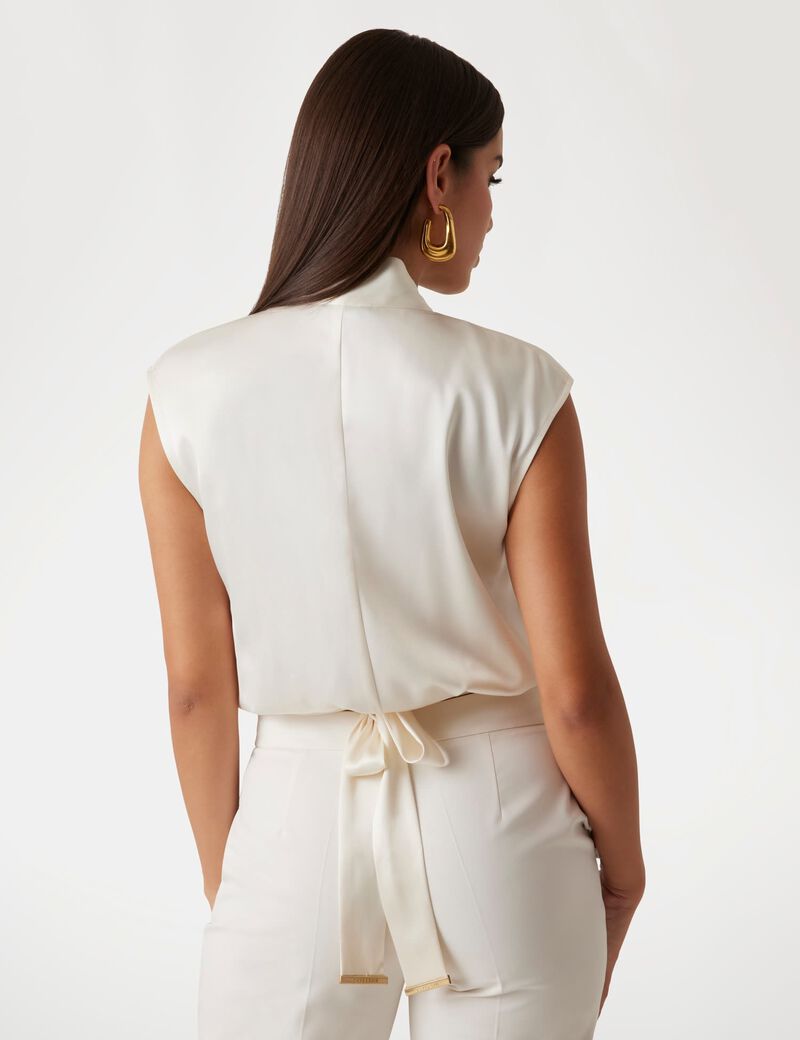 بلوزة مارسيانو ملفوفة