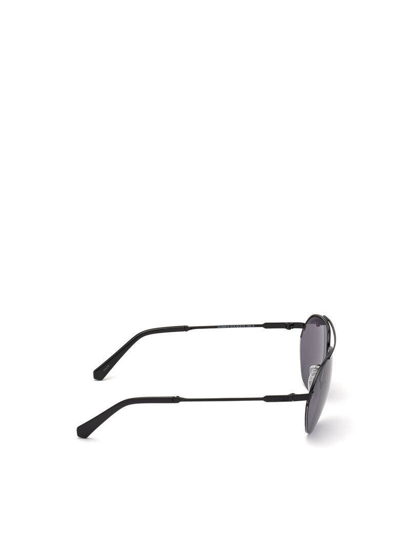 نظارات شمسية بتصميم أفياتور