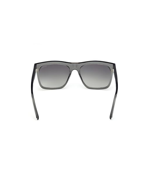Square full rim sunglasses