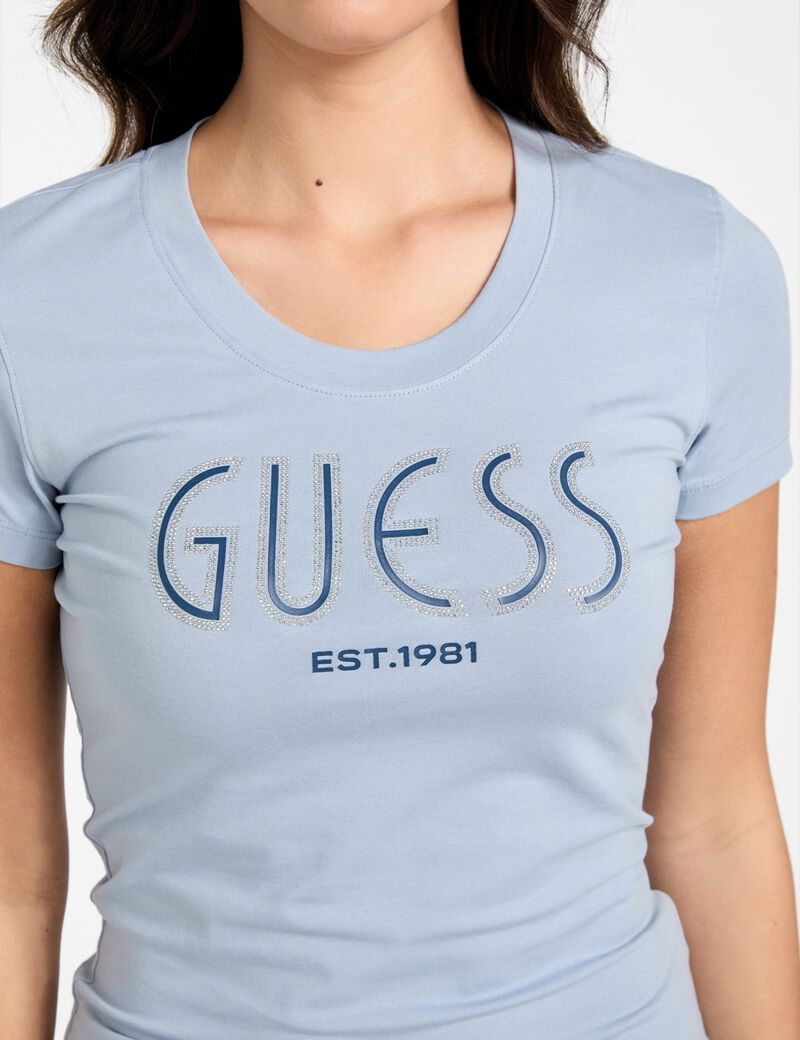 تي شيرت بشعار أحجار الراين