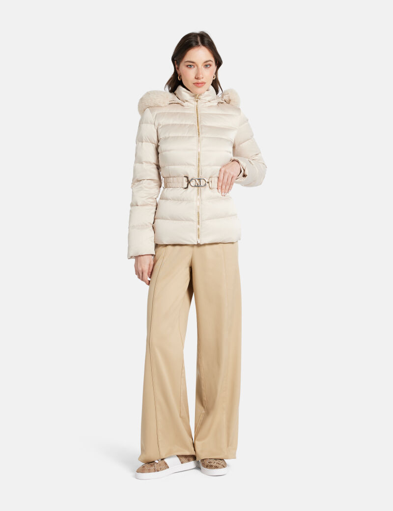 سترة جاستن داون القصيرة