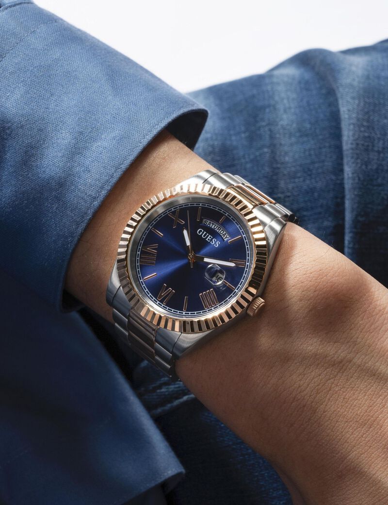 ساعة فولاذية مع وظيفة التاريخ