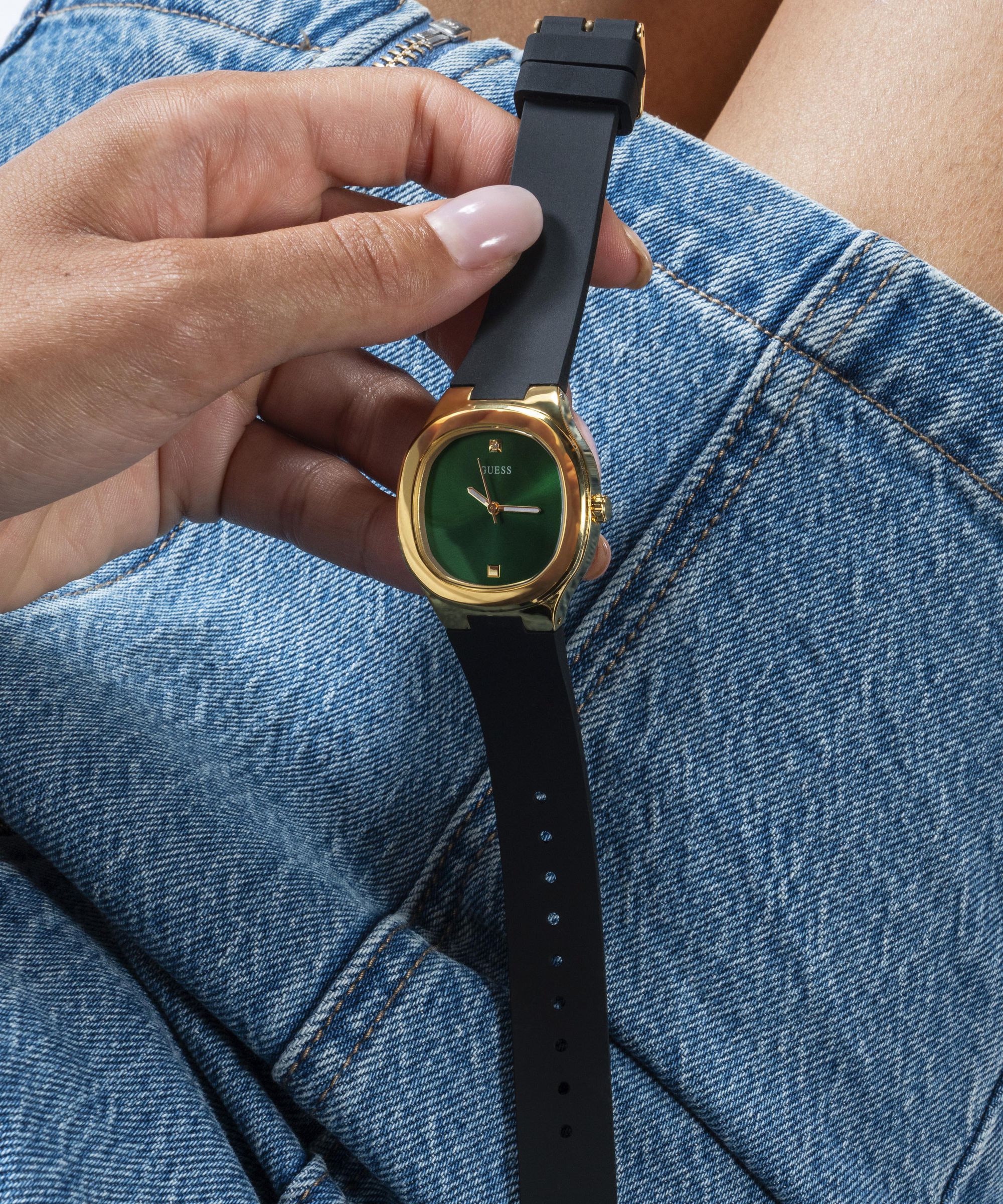 Guess black silicone watch online