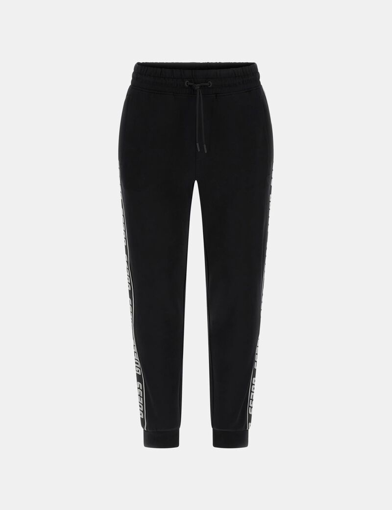 بنطال رياضي