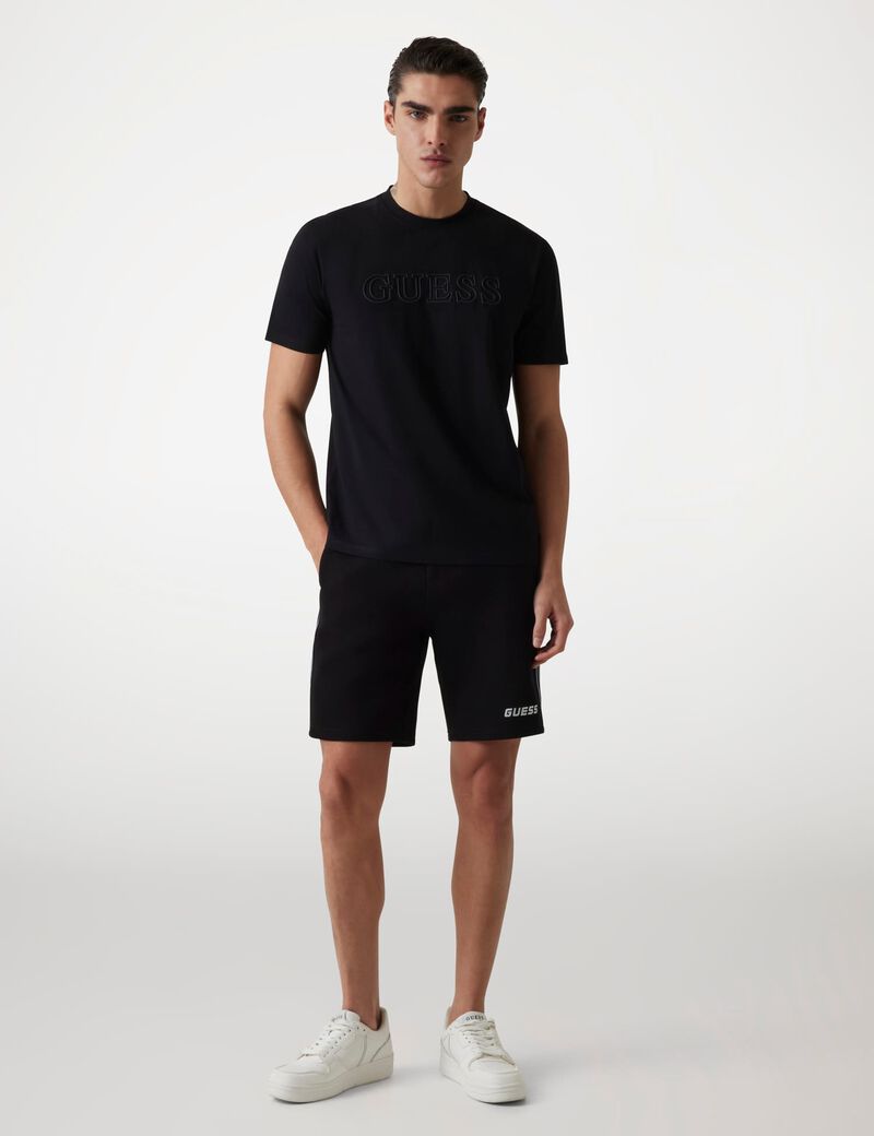 Side logo shorts