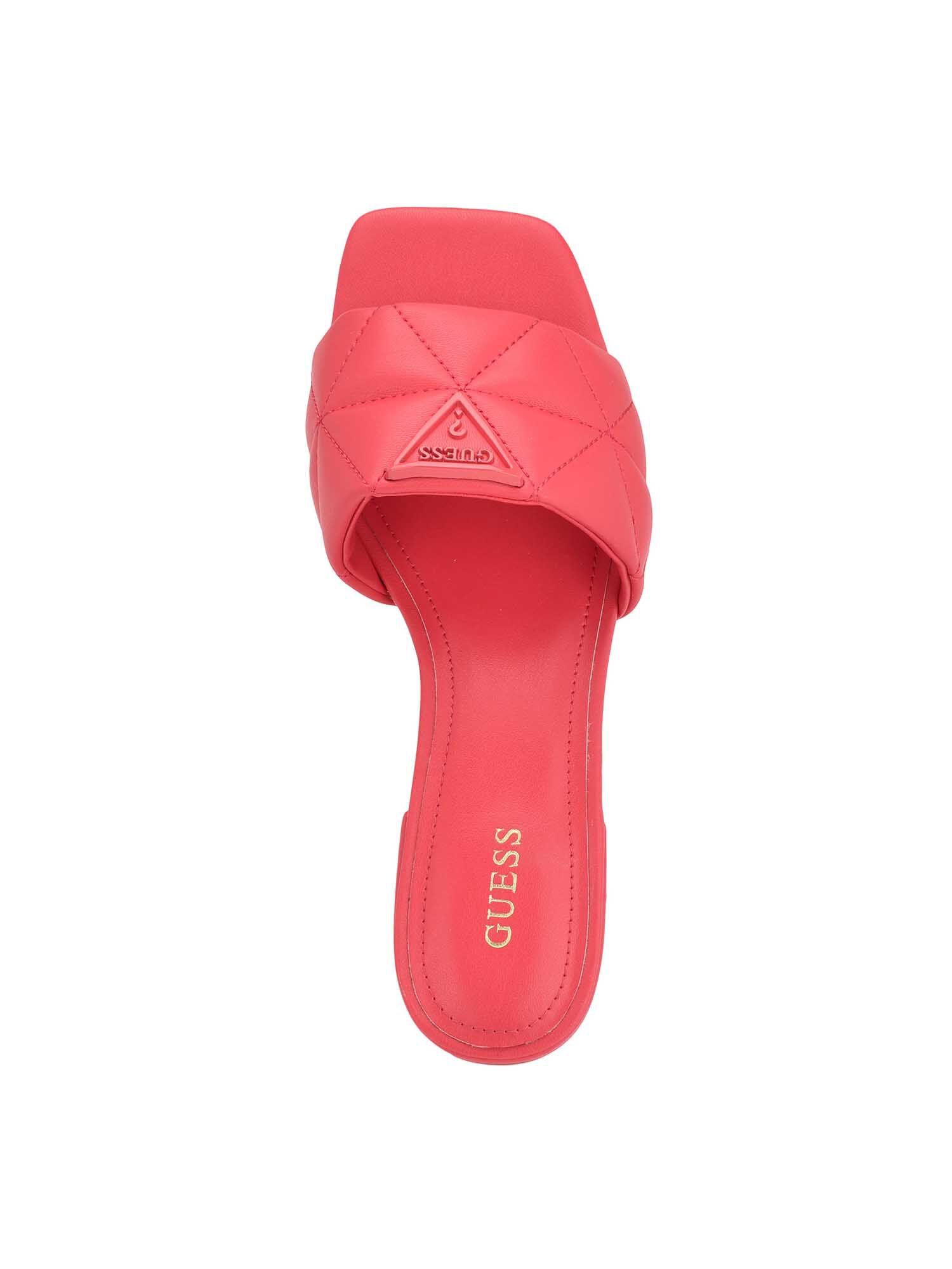 Guess chappals discount