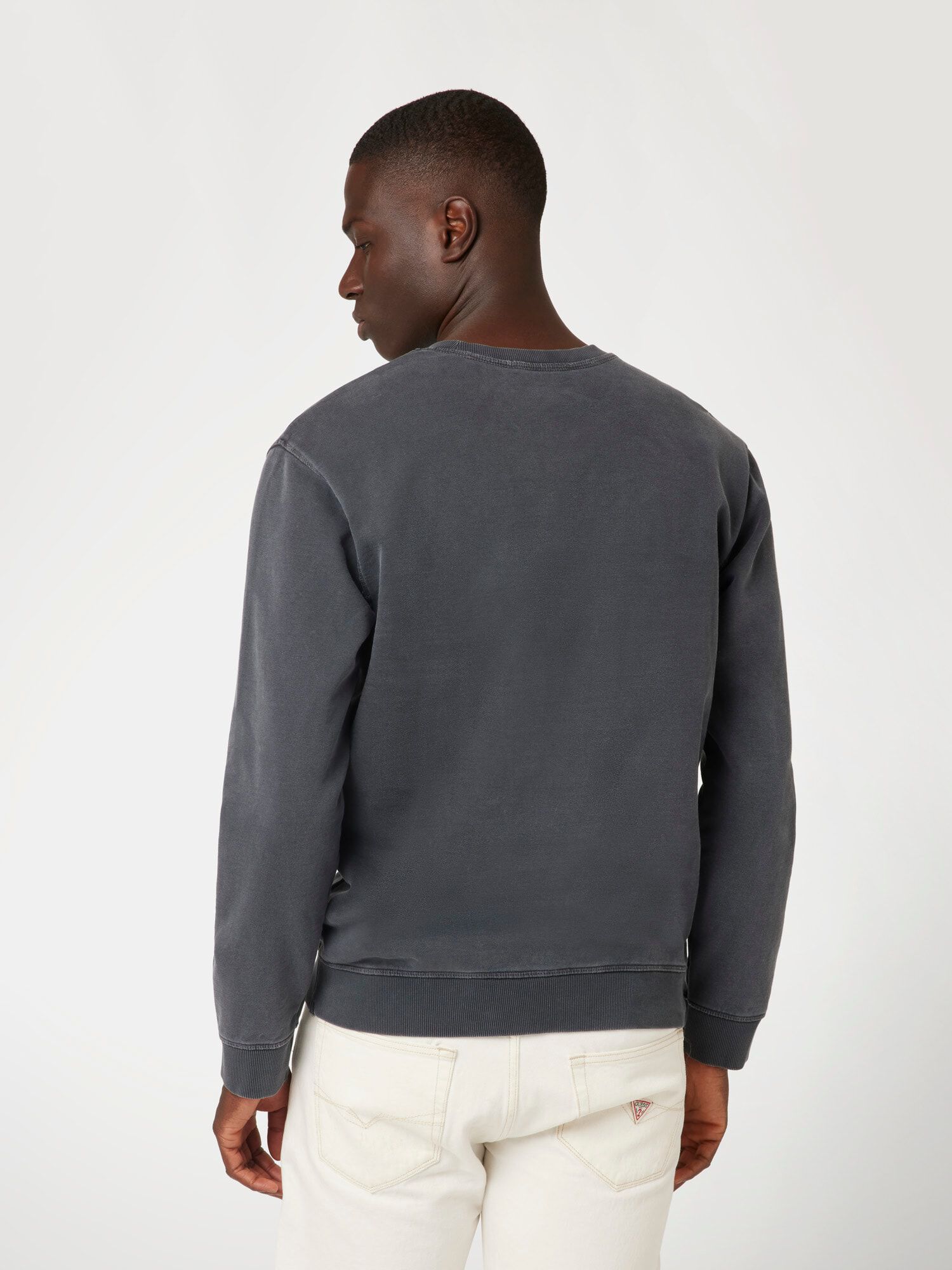 Guess triangle logo sweatshirt outlet