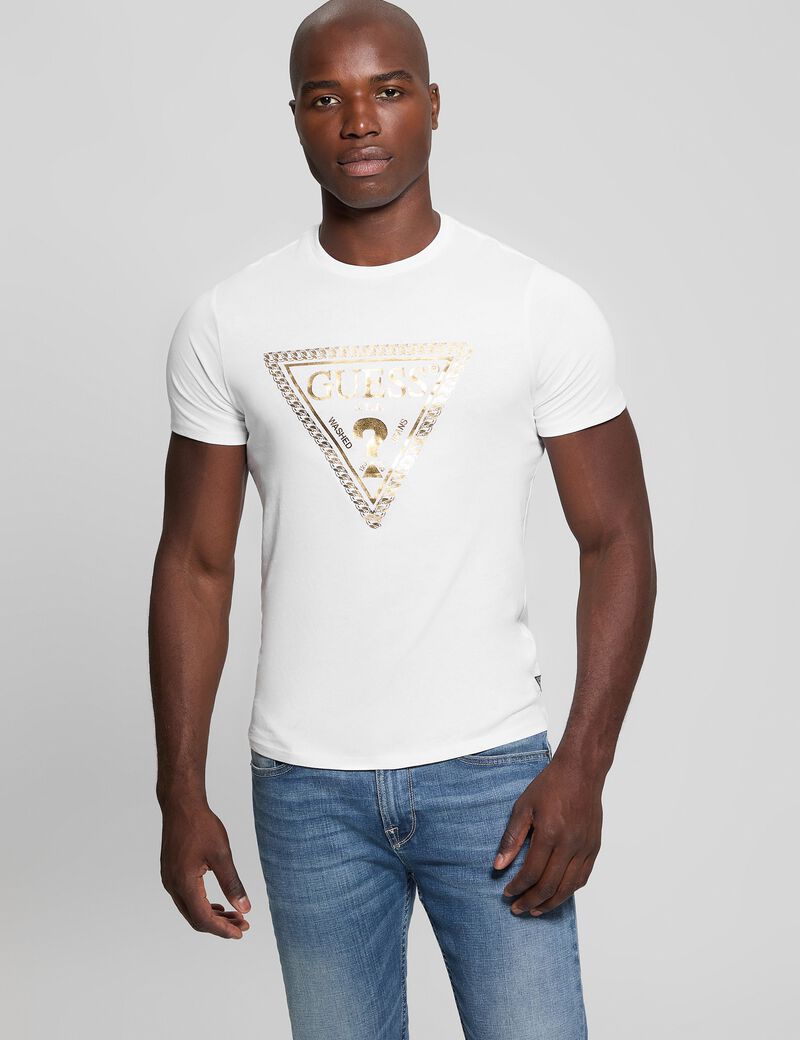 تي شيرت بشعار مثلث السلسلة