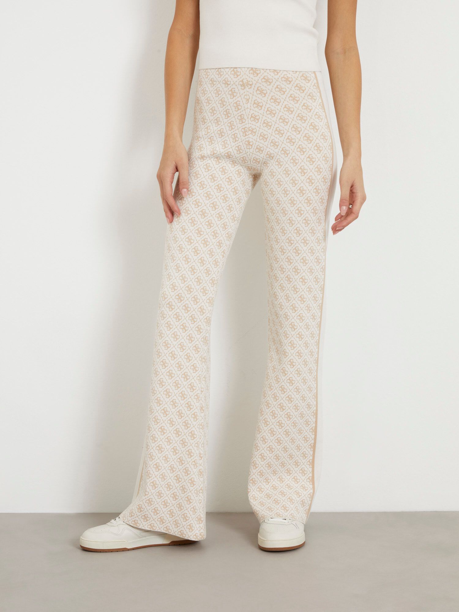 Guess floral pants sale