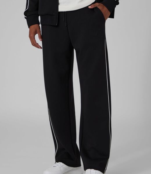 guess straight leg joggers