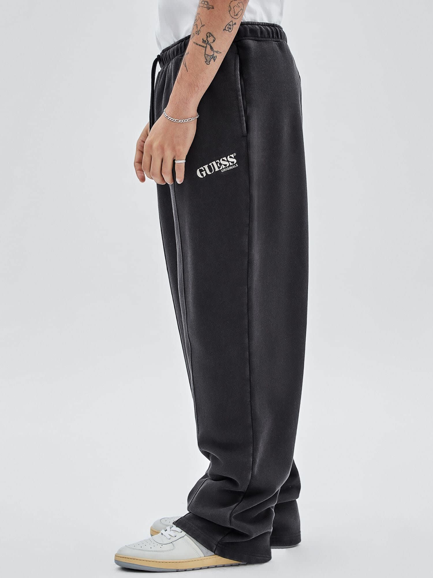 Guess hotsell black joggers