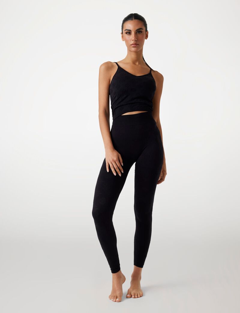 قميص بدون أكمام بطبعة الشعار بالكامل