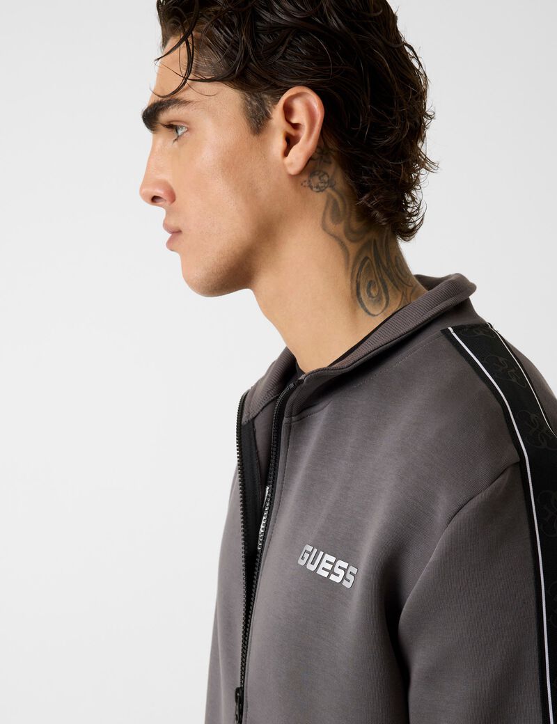 Side logo sweatshirt