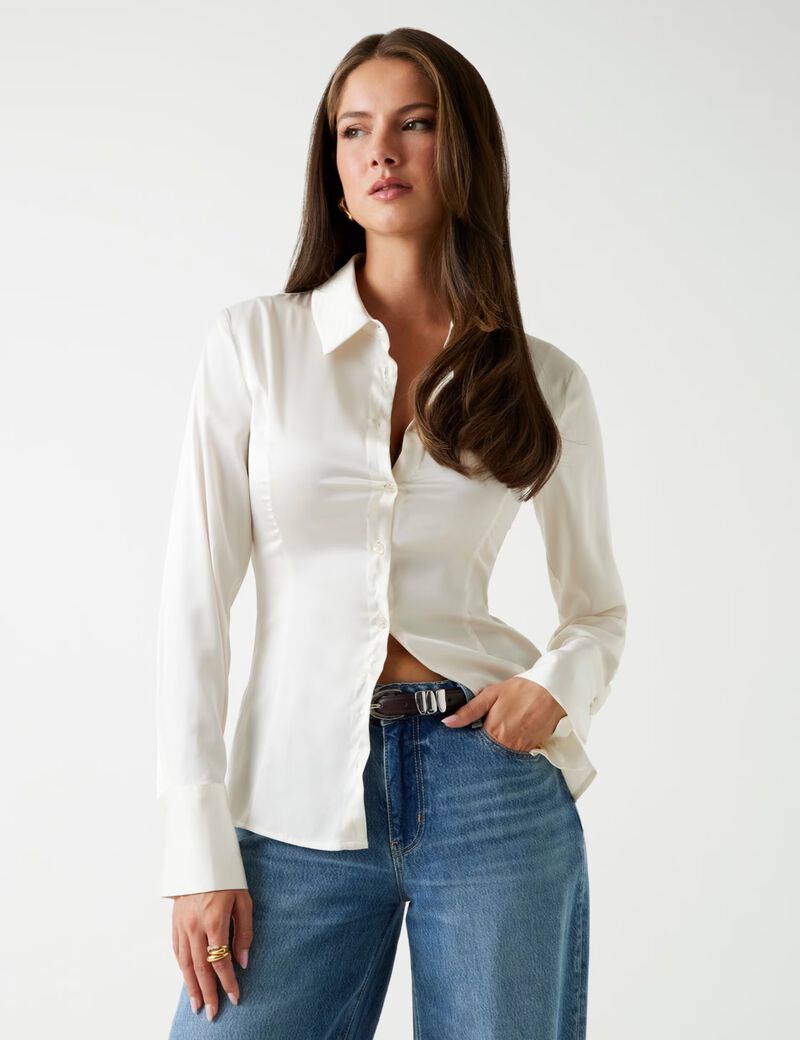 Slim-fit satin shirt