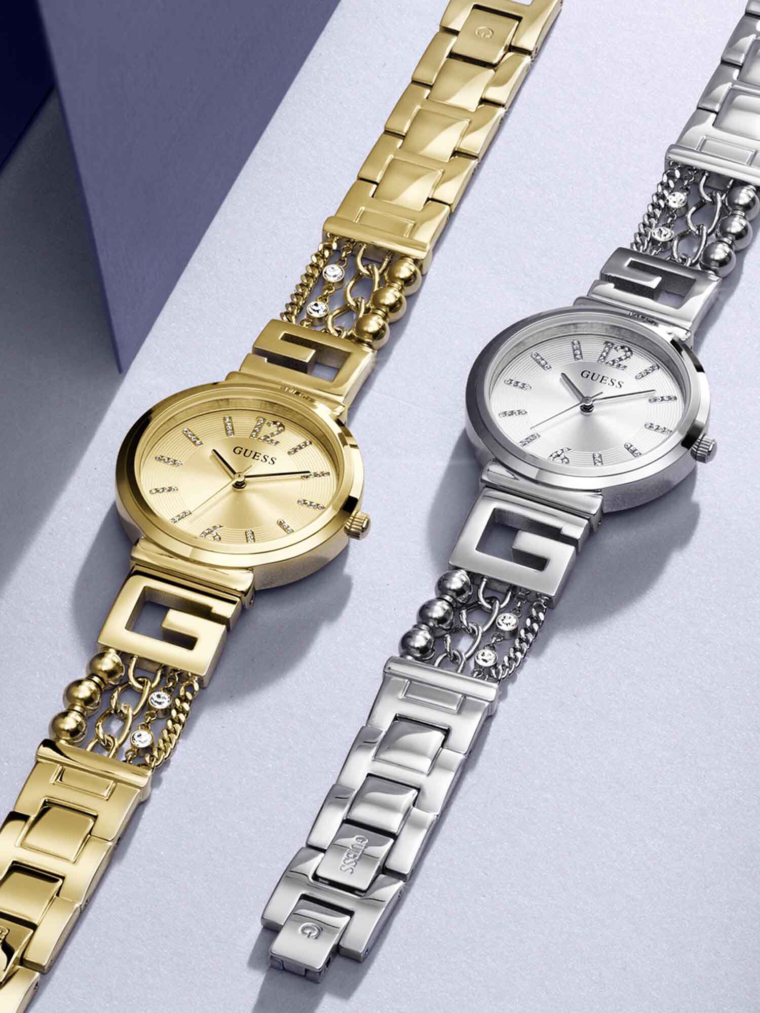 Gold tone Analog Watch